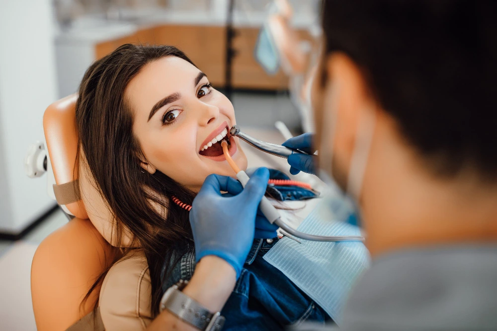 Dentist Near Me in Lahore: How to Find a Trusted Dental Clinic in Your Area